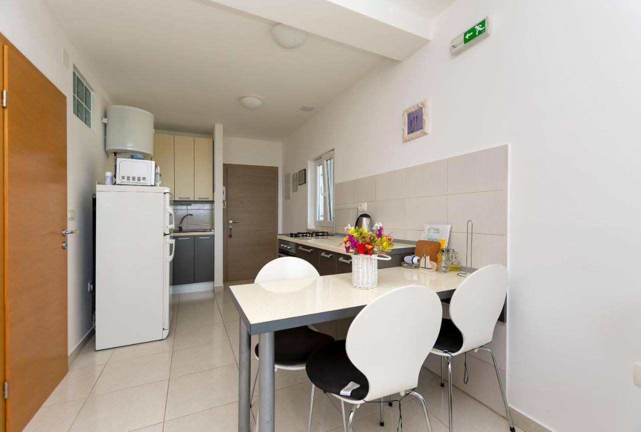 Apartments Djani Mimice Zewnętrze zdjęcie